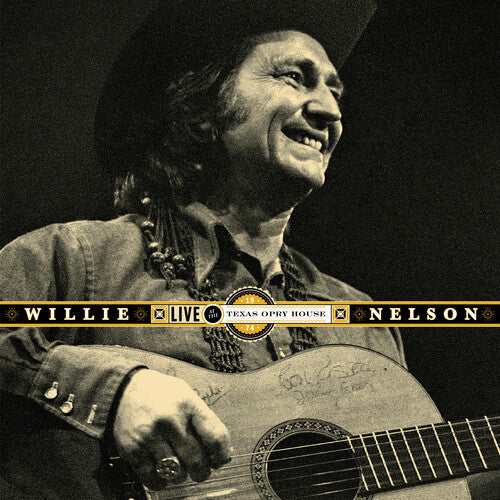 Willie Nelson - Live At The Texas Opry House 1974 (Vinyl) { vinyl }